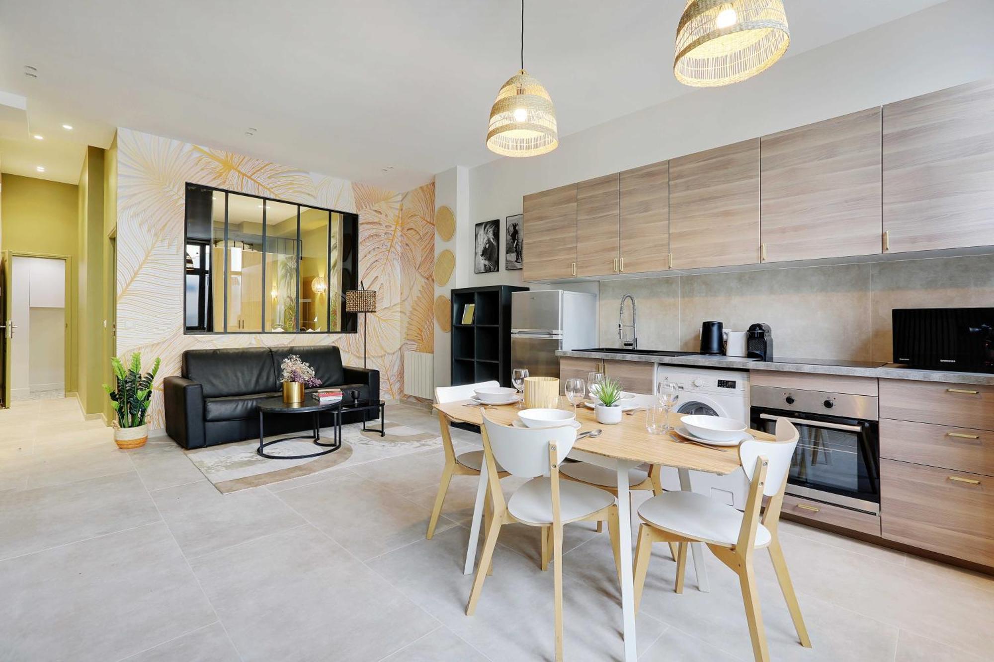Wonderful 1br - 5p - Sacre Coeur